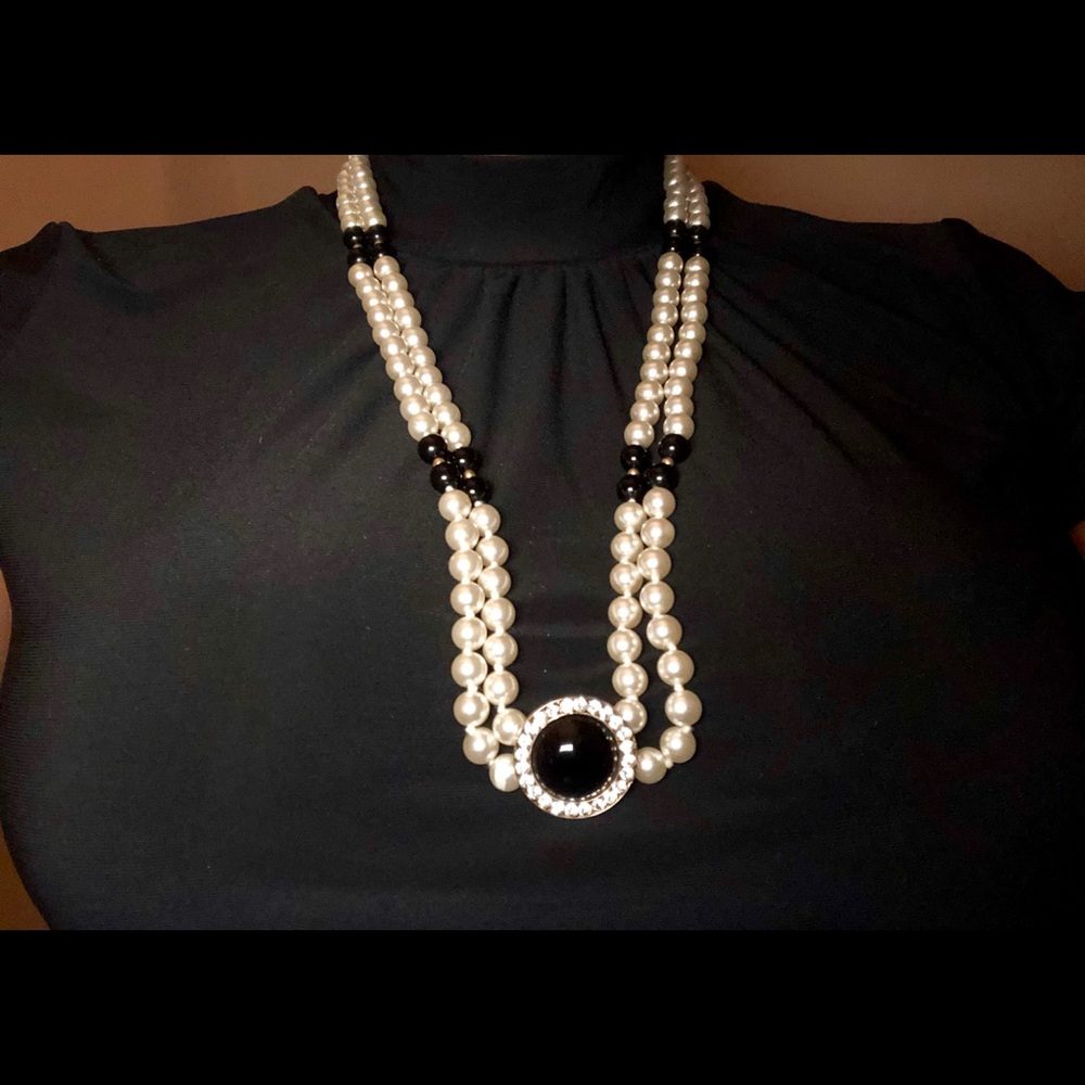 Vintage Pearl Necklace